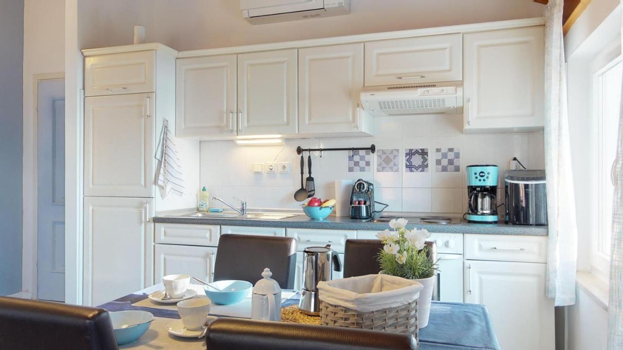 Lora Deluxe Superior 5 Star Apartment, Your Piece Of Heaven By The Sea & Park With Sea & Park View Novigrad  Bagian luar foto