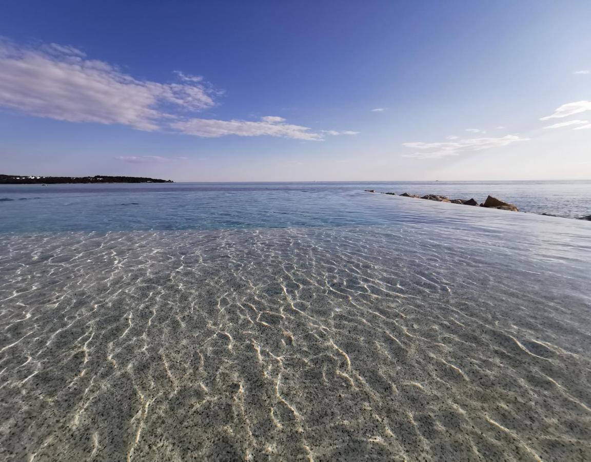 Lora Deluxe Superior 5 Star Apartment, Your Piece Of Heaven By The Sea & Park With Sea & Park View Novigrad  Bagian luar foto