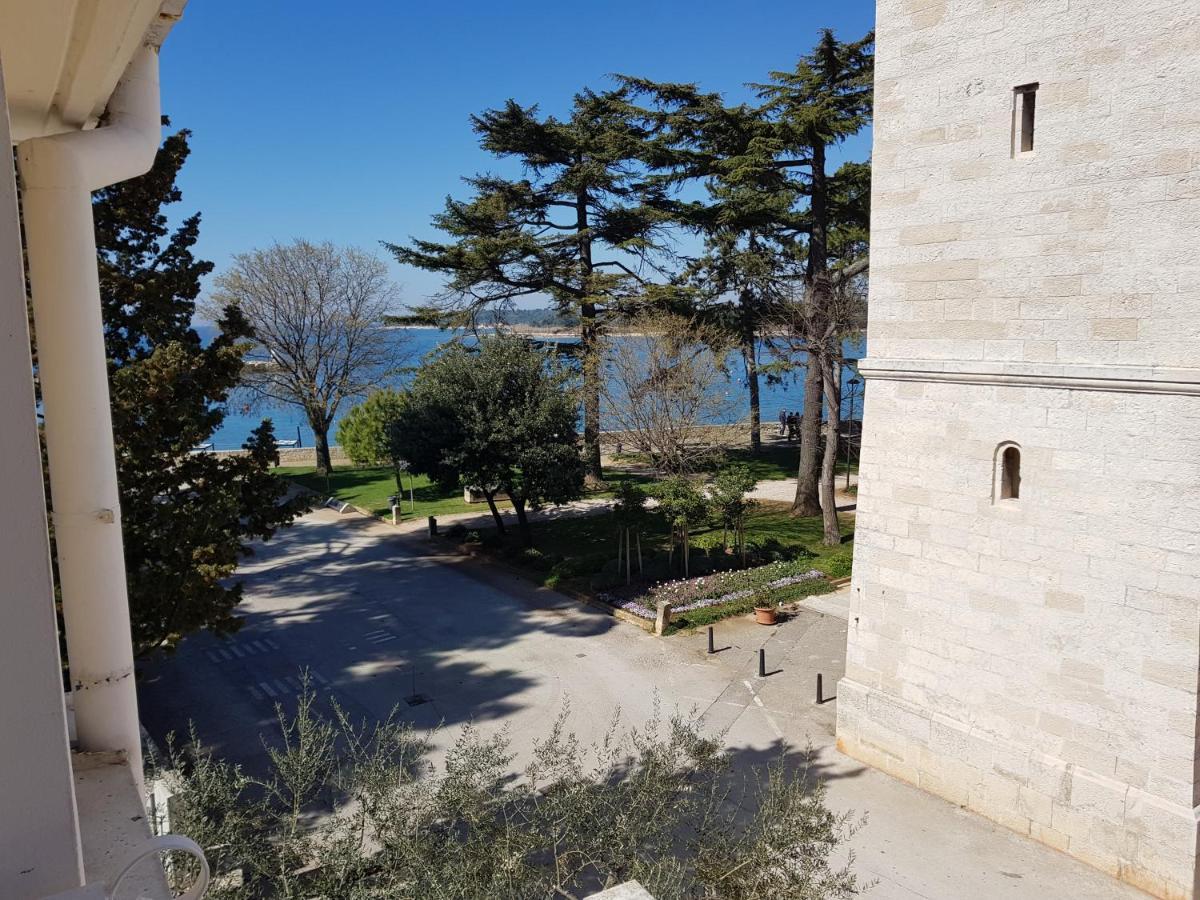 Lora Deluxe Superior 5 Star Apartment, Your Piece Of Heaven By The Sea & Park With Sea & Park View Novigrad  Bagian luar foto