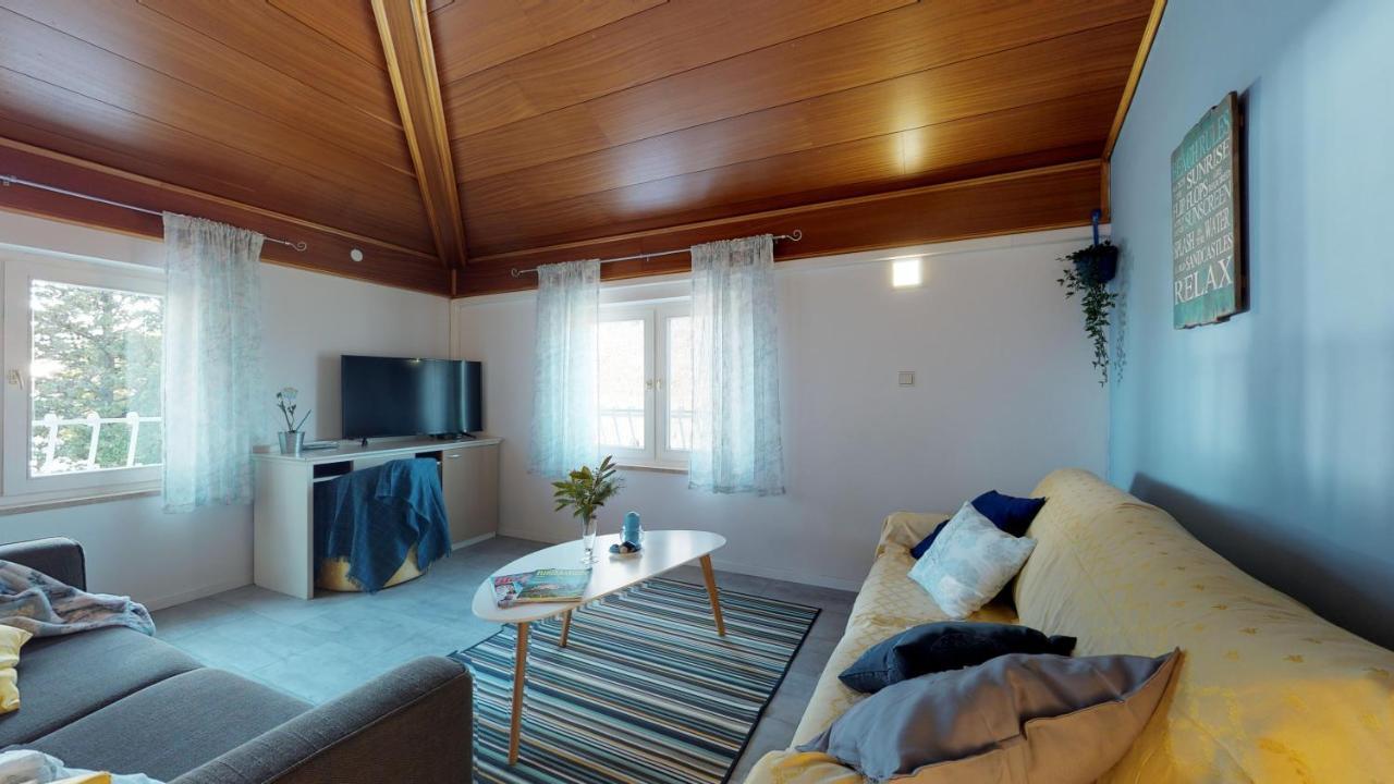 Lora Deluxe Superior 5 Star Apartment, Your Piece Of Heaven By The Sea & Park With Sea & Park View Novigrad  Bagian luar foto