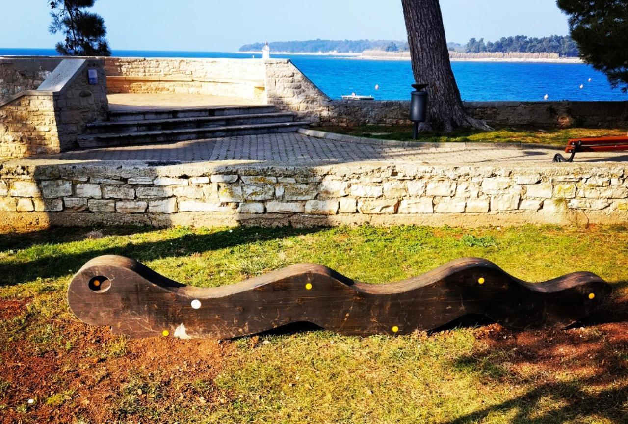 Lora Deluxe Superior 5 Star Apartment, Your Piece Of Heaven By The Sea & Park With Sea & Park View Novigrad  Bagian luar foto