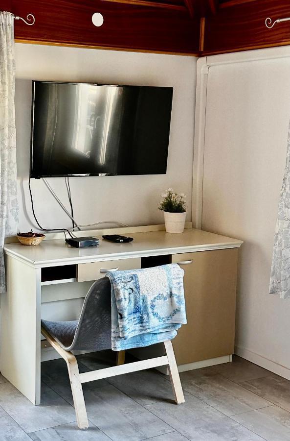 Lora Deluxe Superior 5 Star Apartment, Your Piece Of Heaven By The Sea & Park With Sea & Park View Novigrad  Bagian luar foto